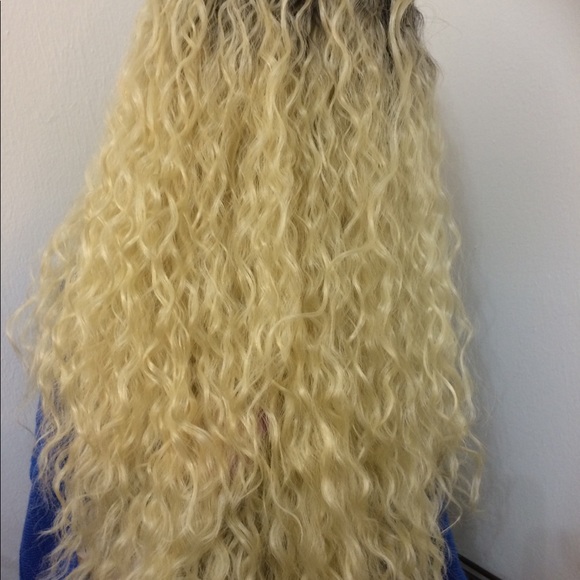 Lace front wig blonde ombré - Picture 3 of 5